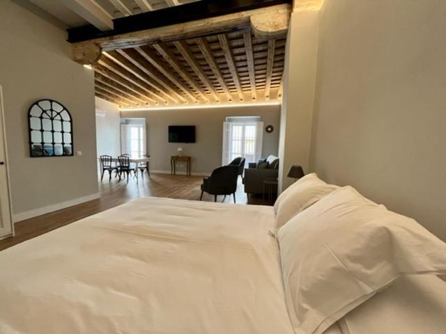 Ti1 Estiloso Loft 120M De La Catedral Tomas De Ibarra Street Севилья Экстерьер фото