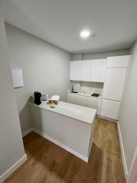 Ti1 Estiloso Loft 120M De La Catedral Tomas De Ibarra Street Севилья Экстерьер фото